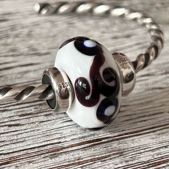 TROLLBEADS Set of Unique Rare Jumbo & Silver Twisted Bangle XXS LAA 925S NEW! - Picture 4 of 14